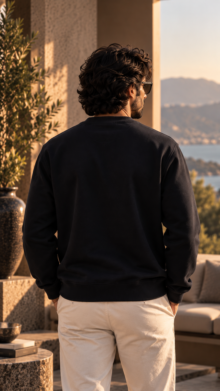Black Round Neck Sweatshirt