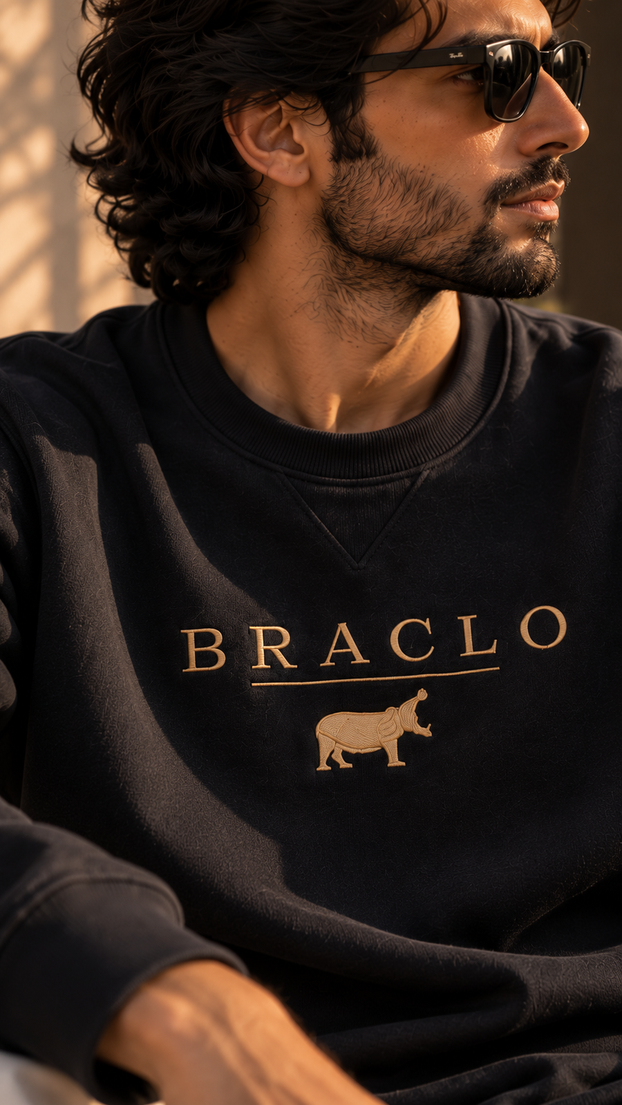 Black Round Neck Sweatshirt