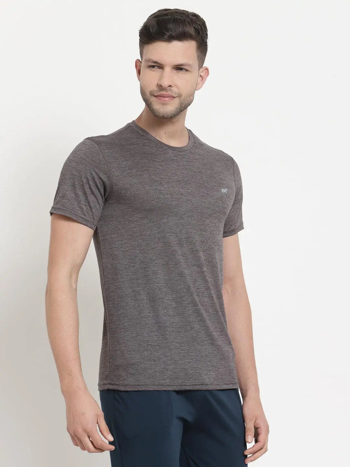 Core Basic Round Neck T-shirt - Braclo